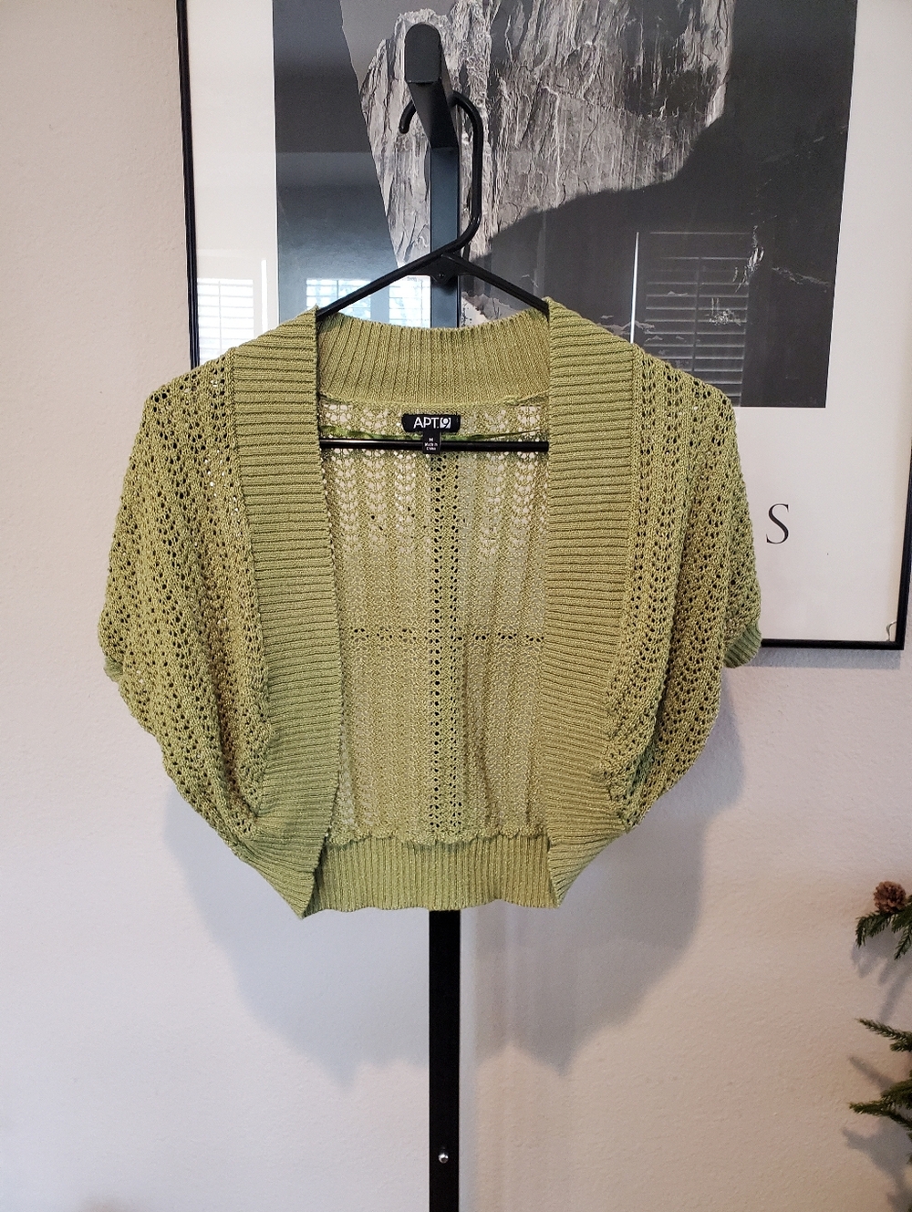 Apt. 9 Light Olive Open-Weave Cropped Shrug